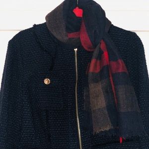 Neiman Marcus 100% Merino Wool Scarf